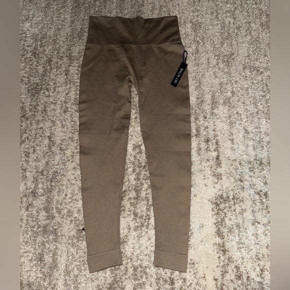 NWT SET Active Taupe Leggings - Picture 3 of 10